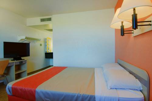 Imagen de la habitación del Motel 6 Rapid City. Foto 3