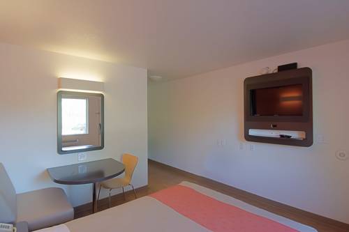 Imagen de la habitación del Motel 6 Red Bluff, Ca. Foto 8