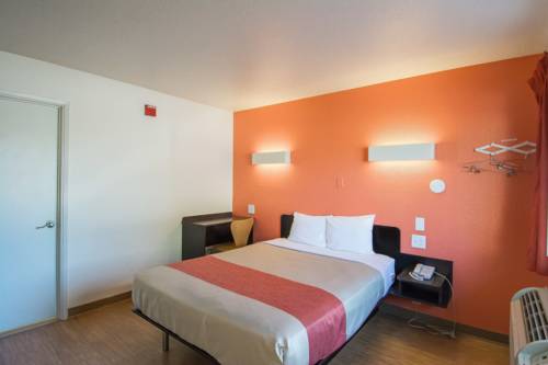 Imagen de la habitación del Motel 6 Red Bluff, Ca. Foto 16
