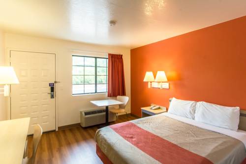 Imagen de la habitación del Motel 6 Redding, Ca - North. Foto 3