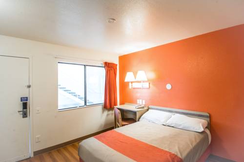 Imagen de la habitación del Motel 6 Redding, Ca - North. Foto 7