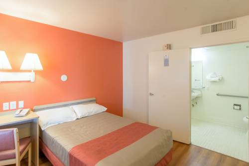 Imagen de la habitación del Motel 6 Redding, Ca - North. Foto 8