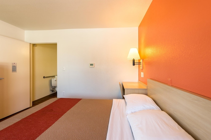 Imagen de la habitación del Motel 6 Reno, Nv - Virginia Plumb. Foto 4
