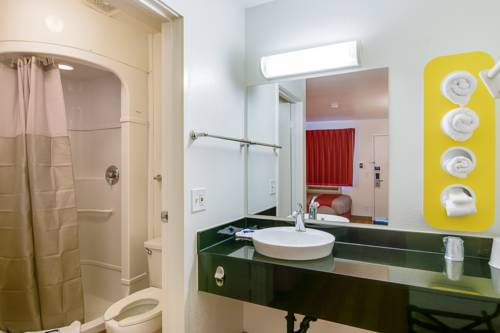 Imagen de la habitación del Motel 6 Rolling Meadows, Il - Chicago Northwest. Foto 6