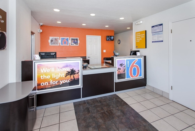 Imagen de los interiores del Motel 6 Rosemead, Ca - Los Angeles. Foto 18