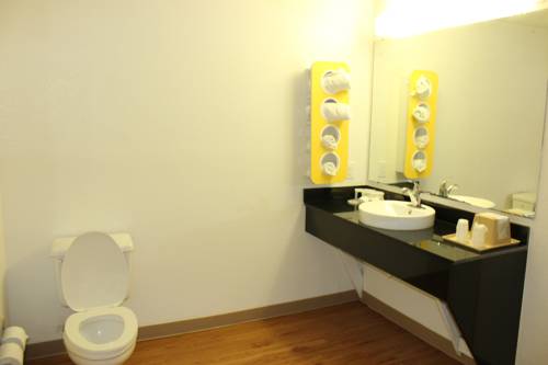 Imagen de la habitación del Motel 6 Rosenberg, Tx. Foto 5