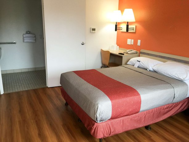 Imagen de la habitación del Motel 6 Roseville, MN - Minneapolis North. Foto 12