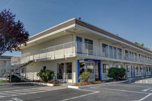 Imagen de la habitación del Motel 6 Salem Or. Foto 2