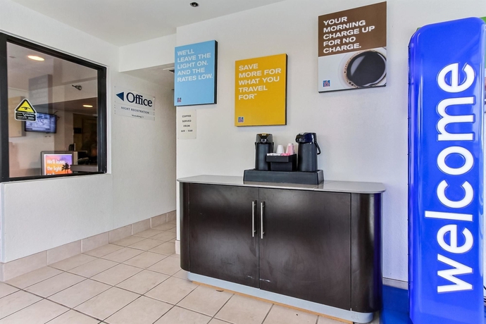 Imagen de los interiores del Motel 6 Salinas, Ca - South - Monterey Area. Foto 10