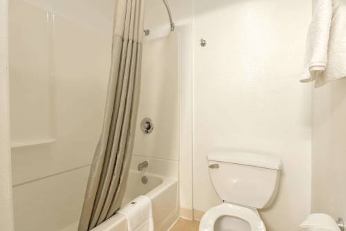 Imagen de la habitación del Motel 6 San Diego, Ca - Downtown. Foto 4