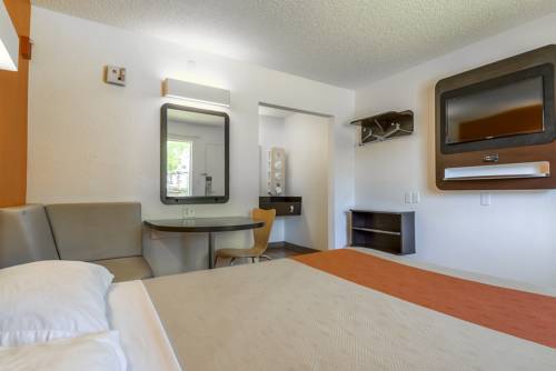 Imagen de la habitación del Motel 6 San Diego, Ca - North. Foto 3