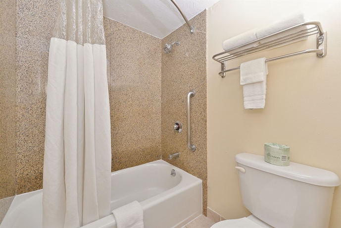 Imagen de la habitación del Motel 6 San Diego Mission Valley East. Foto 8