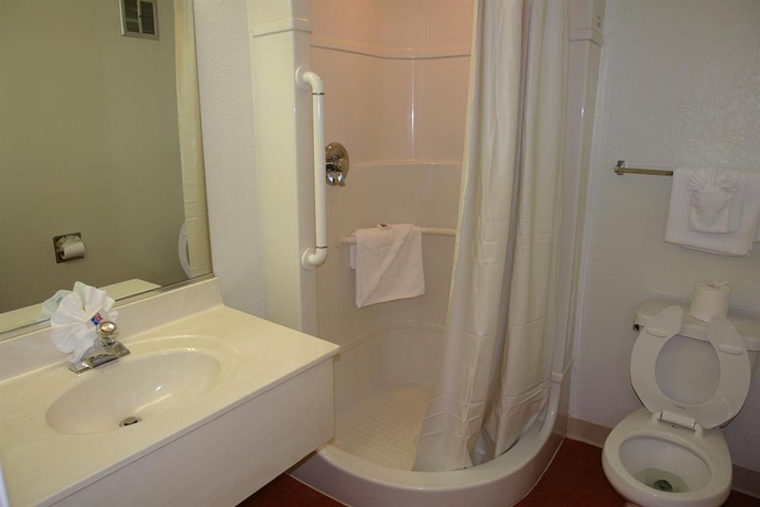 Imagen de la habitación del Motel 6 San Luis Obispo, Ca - North. Foto 2