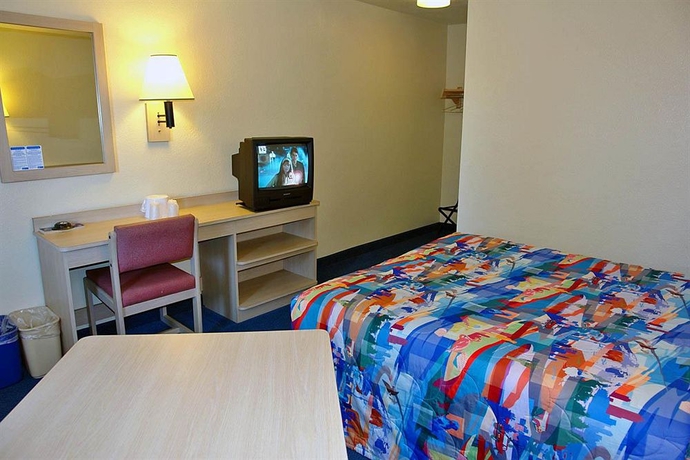 Imagen de la habitación del Motel 6 San Luis Obispo, Ca - North. Foto 3