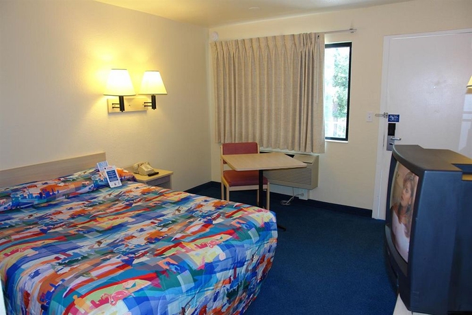Imagen de la habitación del Motel 6 San Luis Obispo, Ca - North. Foto 4