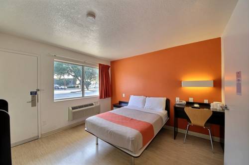 Imagen de la habitación del Motel 6 San Marcos, Tx. Foto 8