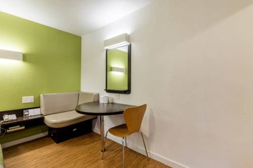 Imagen de la habitación del Motel 6 San Rafael, Ca. Foto 6