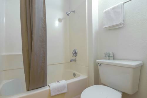 Imagen de la habitación del Motel 6 Santa Ana, Ca. Foto 5