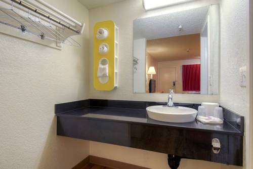 Imagen de la habitación del Motel 6 Santa Ana, Ca. Foto 6