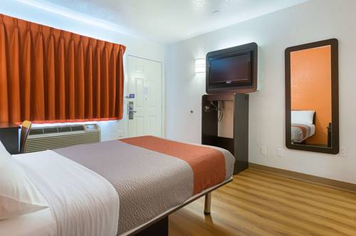 Imagen de la habitación del Motel 6 Santa Barbara, Ca - Beach. Foto 4