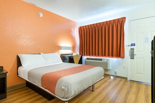 Imagen de la habitación del Motel 6 Santa Barbara, Ca - Beach. Foto 12