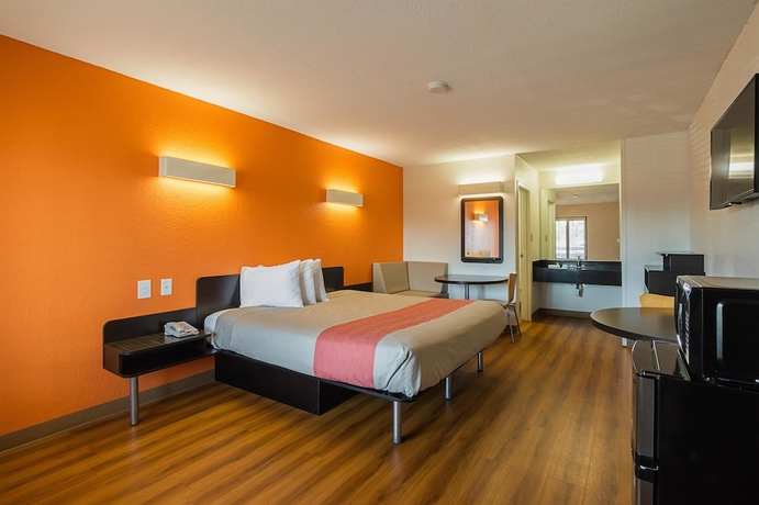Imagen de la habitación del Motel 6 Savannah, Ga - Midtown. Foto 7