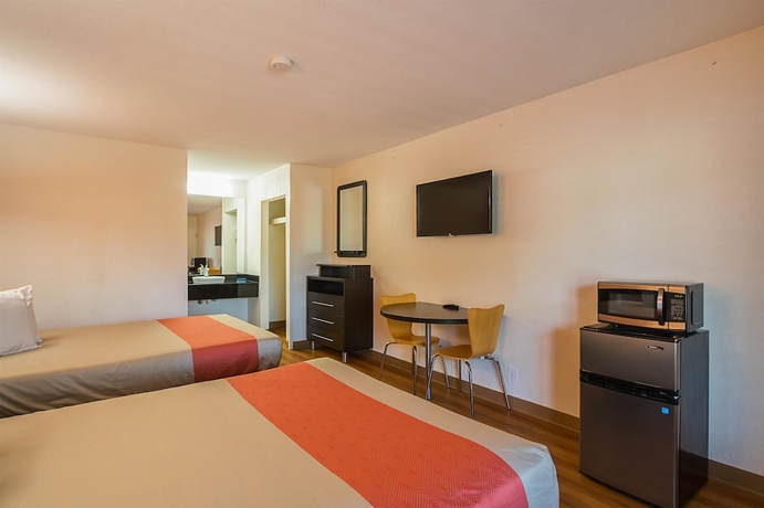 Imagen de la habitación del Motel 6 Savannah, Ga - Midtown. Foto 8