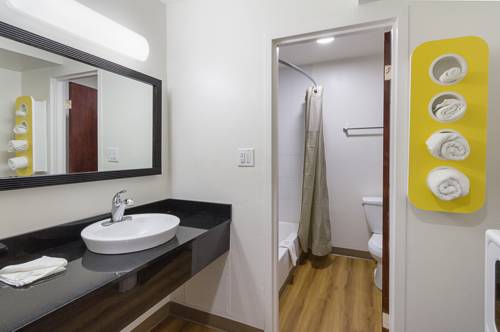 Imagen de la habitación del Motel 6 Sidney, Oh. Foto 9