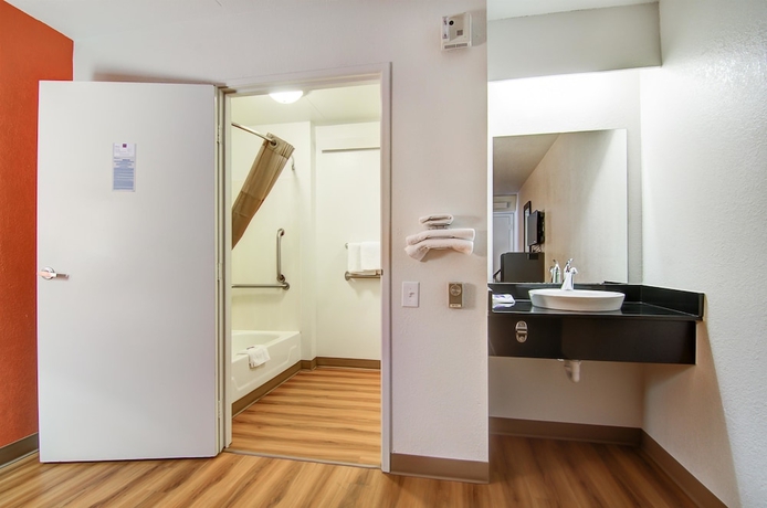 Imagen de la habitación del Motel 6 Springfield, Mo - North. Foto 8