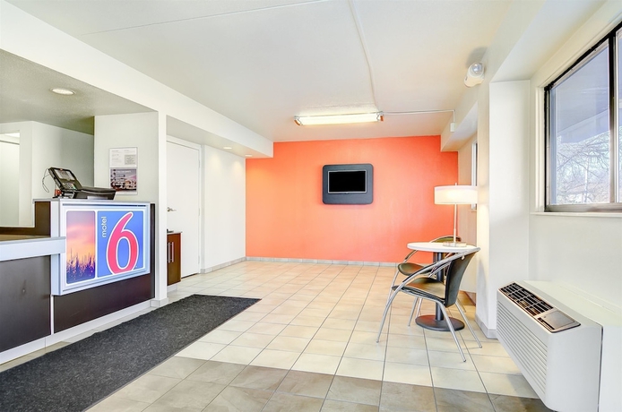Imagen de los interiores del Motel 6 Springfield, Mo - North. Foto 17