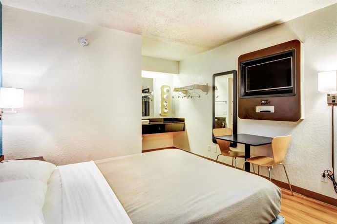 Imagen de la habitación del Motel 6 St. Louis - Bridgeton. Foto 2