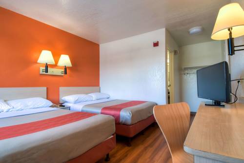 Imagen de la habitación del Motel 6 Stanton, Ca. Foto 12