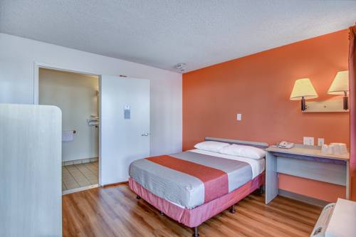 Imagen de la habitación del Motel 6 Stockton, Ca - Charter Way West. Foto 6