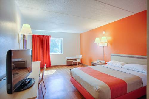 Imagen de la habitación del Motel 6 Syracuse. Foto 6