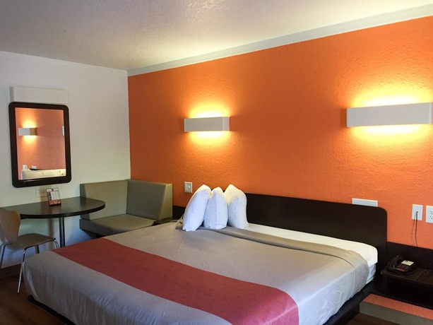 Imagen de la habitación del Motel 6 Tampa, Fl - Fairgrounds. Foto 7
