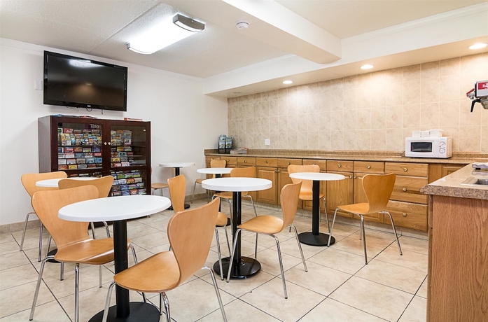 Imagen de los interiores del Motel 6 Tampa, Fl - Fairgrounds. Foto 17