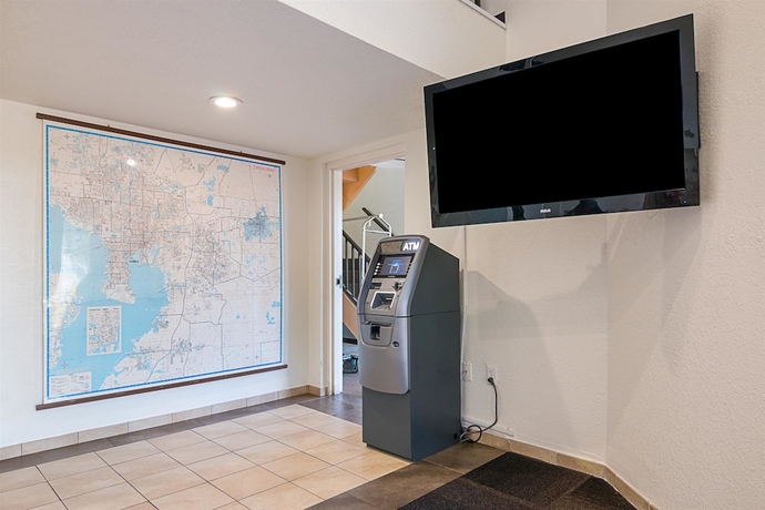 Imagen de los interiores del Motel 6 Tampa, Fl - Fairgrounds. Foto 19