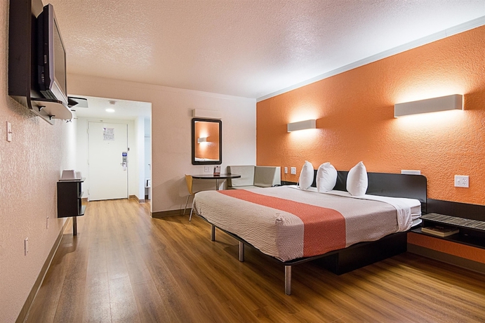 Imagen de la habitación del Motel 6 Tampa, Fl - Fairgrounds. Foto 13