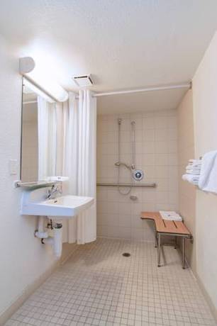 Imagen de la habitación del Motel 6 Tempe, Az - Broadway - Asu. Foto 10