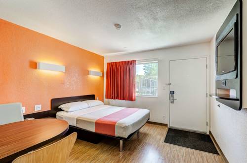Imagen de la habitación del Motel 6 Thornton, Co - Denver. Foto 11