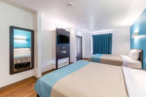 Imagen de la habitación del Motel 6 Three Rivers, Tx. Foto 5