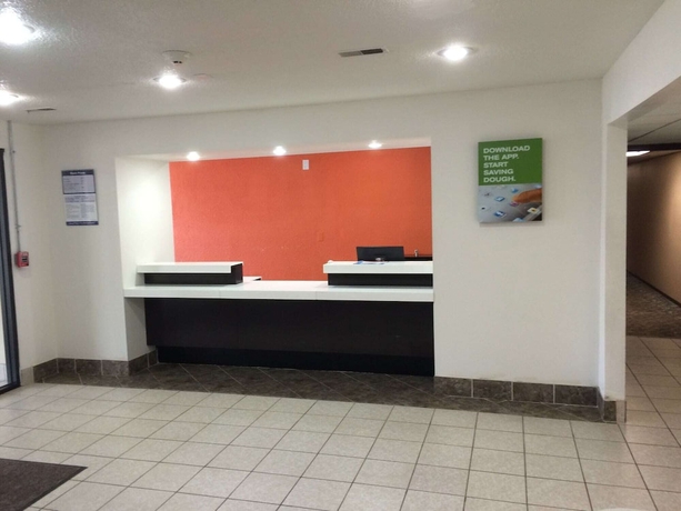 Imagen de los interiores del Motel 6 Troy, Il. Foto 11