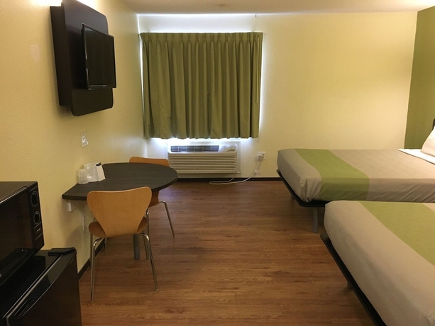 Imagen de la habitación del Motel 6 Troy, Il. Foto 7