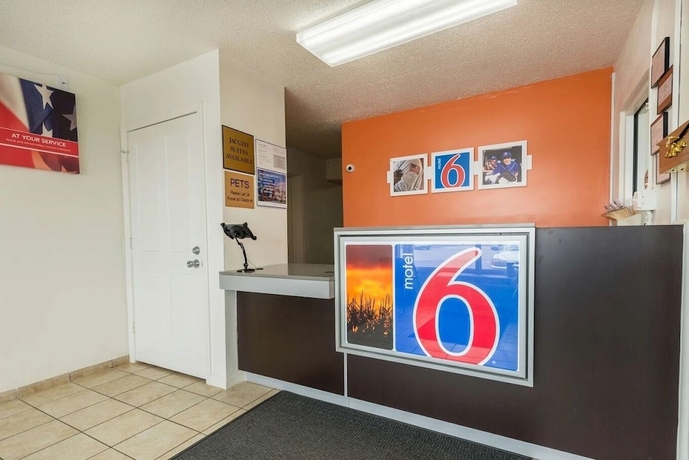 Imagen de los interiores del Motel 6 Troy, Oh. Foto 8