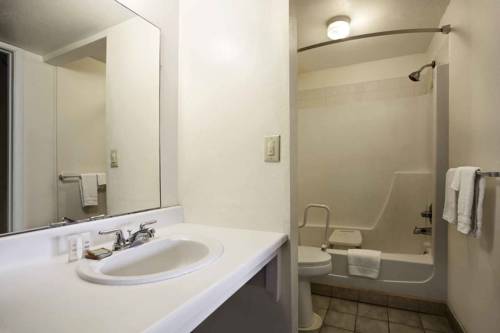 Imagen de la habitación del Motel 6 Tucson, Az - East Williams Center. Foto 8
