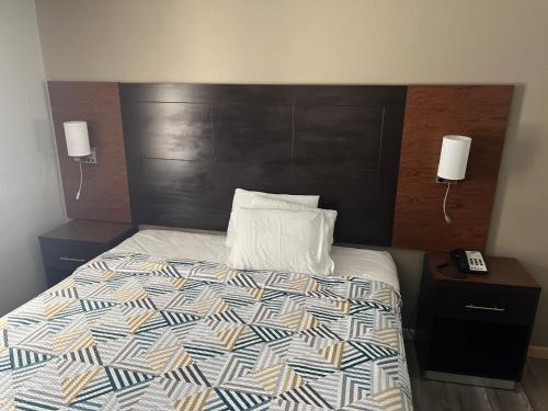 Imagen de la habitación del Motel 6 Tulsa. Foto 12
