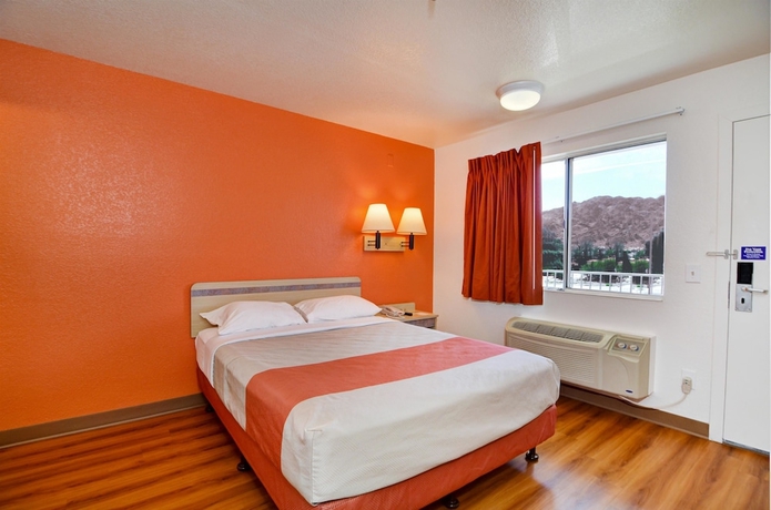 Imagen de la habitación del Motel 6 Twentynine Palms, Ca. Foto 2