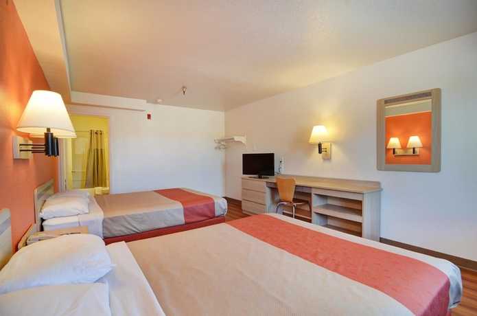 Imagen de la habitación del Motel 6 Twentynine Palms, Ca. Foto 4