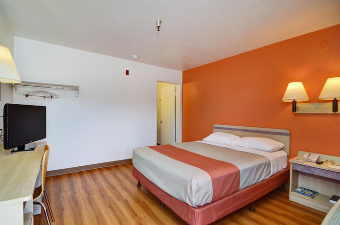 Imagen de la habitación del Motel 6 Twentynine Palms, Ca. Foto 9