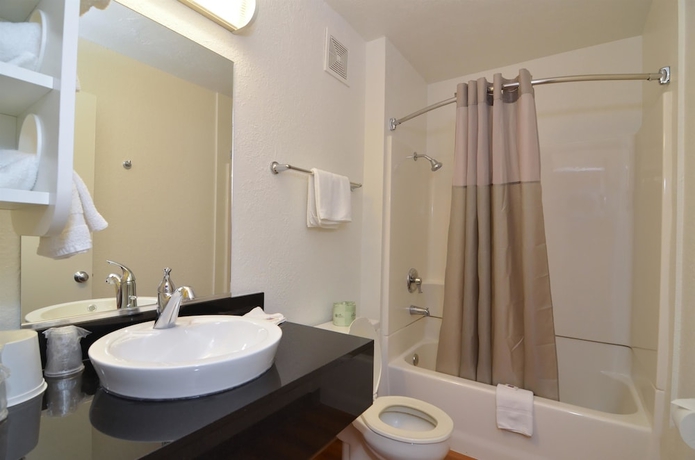 Imagen de la habitación del Motel 6 Twentynine Palms, Ca. Foto 10